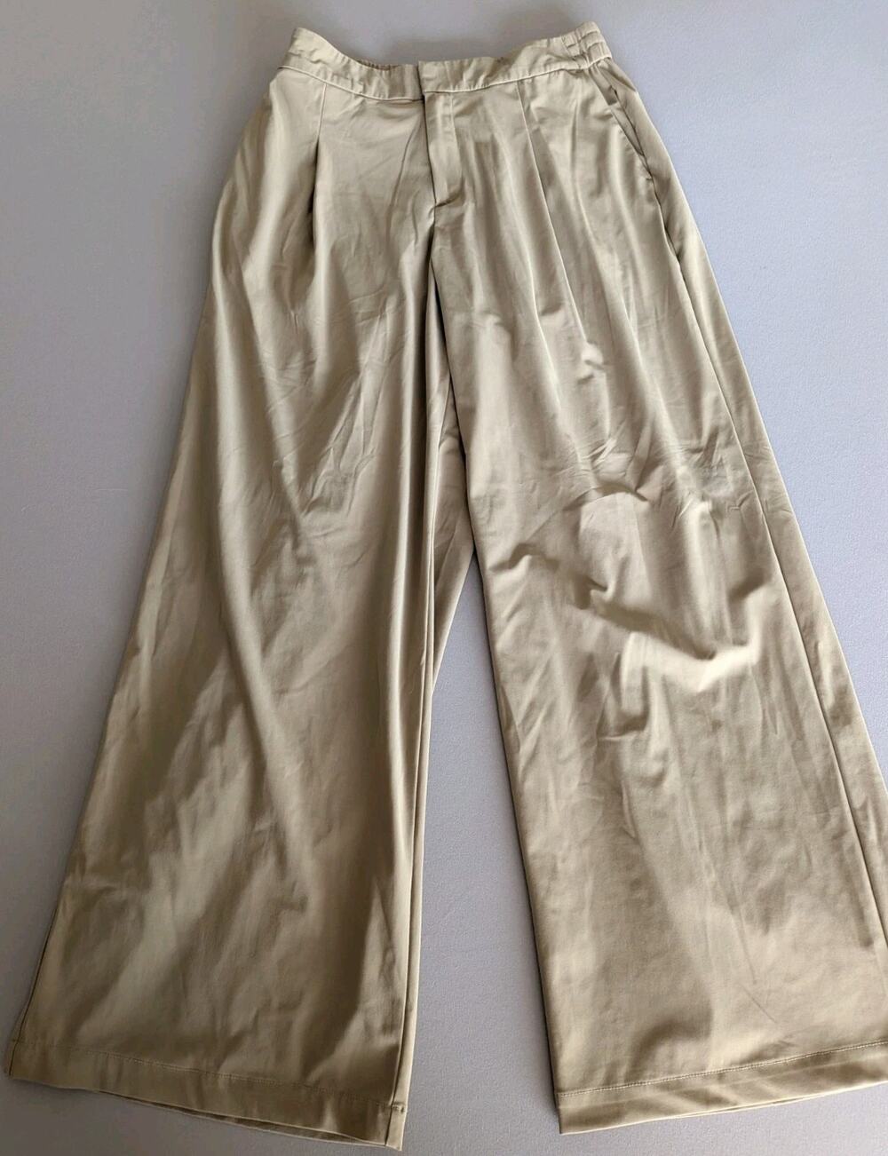 Athleta Pinnacle High Rise Pants Trouser 10 Olive Green Wide Leg Pleated